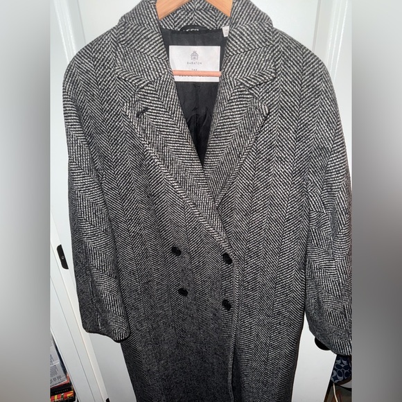 Aritzia slouch in herringbone Black and white wool Coat - Picture 11 of 14